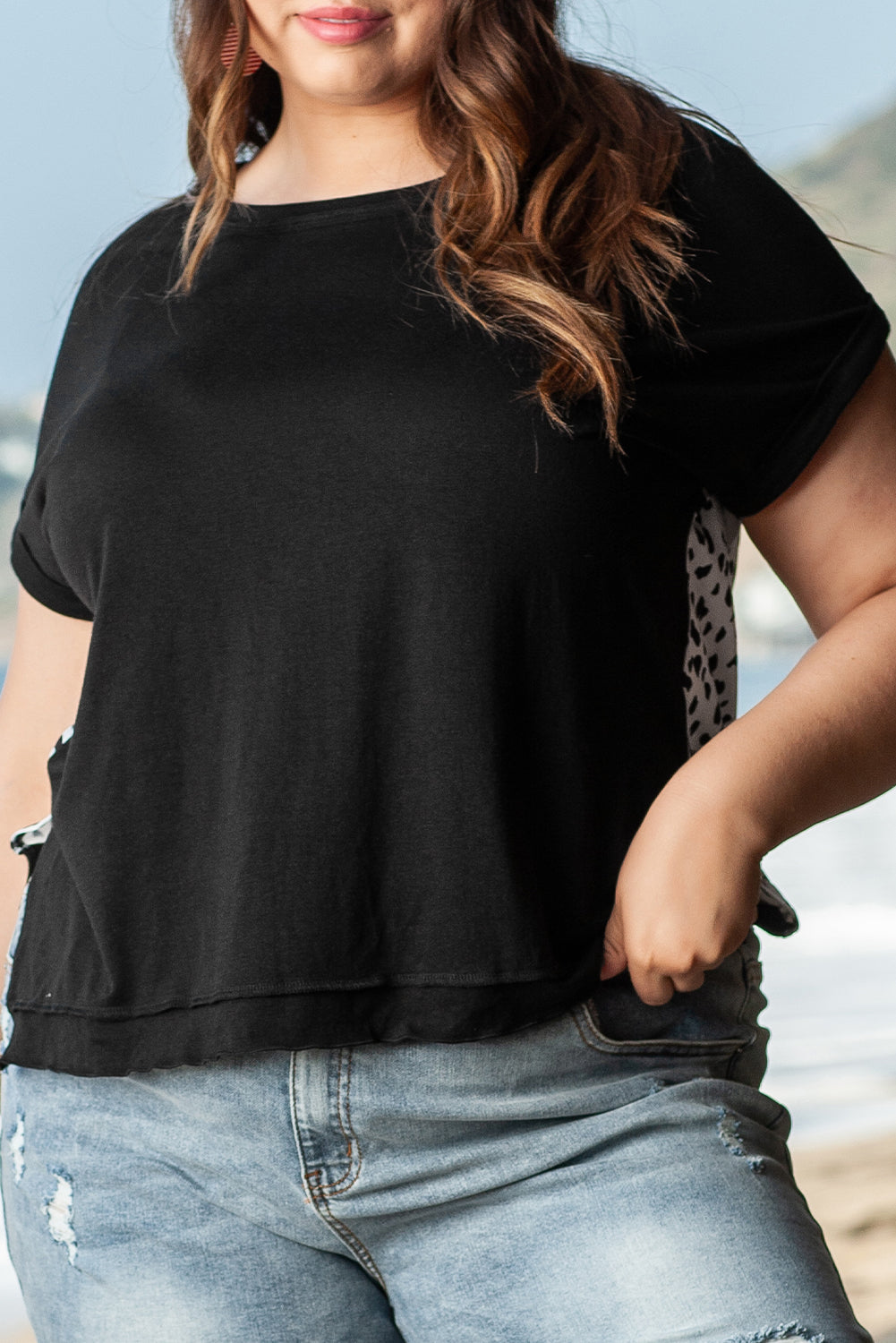 Plus Size Cheetah Back Rolled Cuffs T-shirt